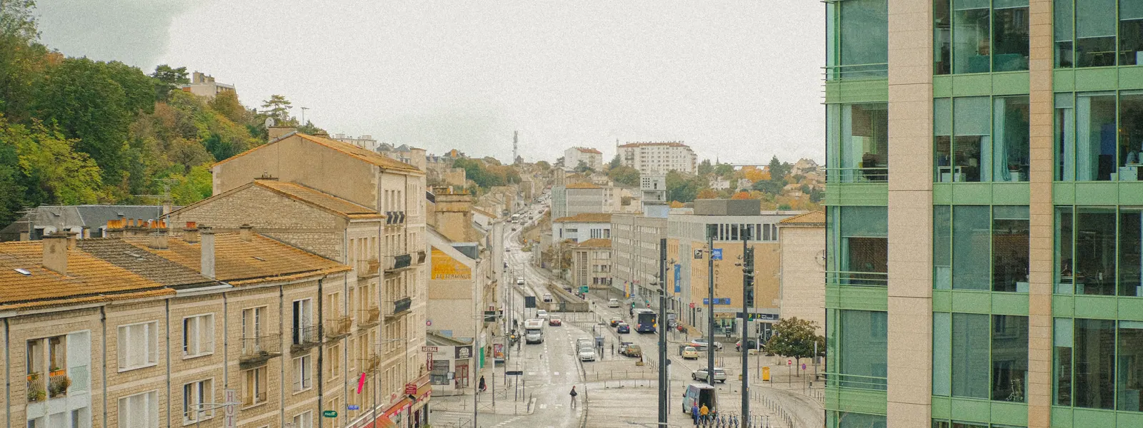 Veduta di Poitiers